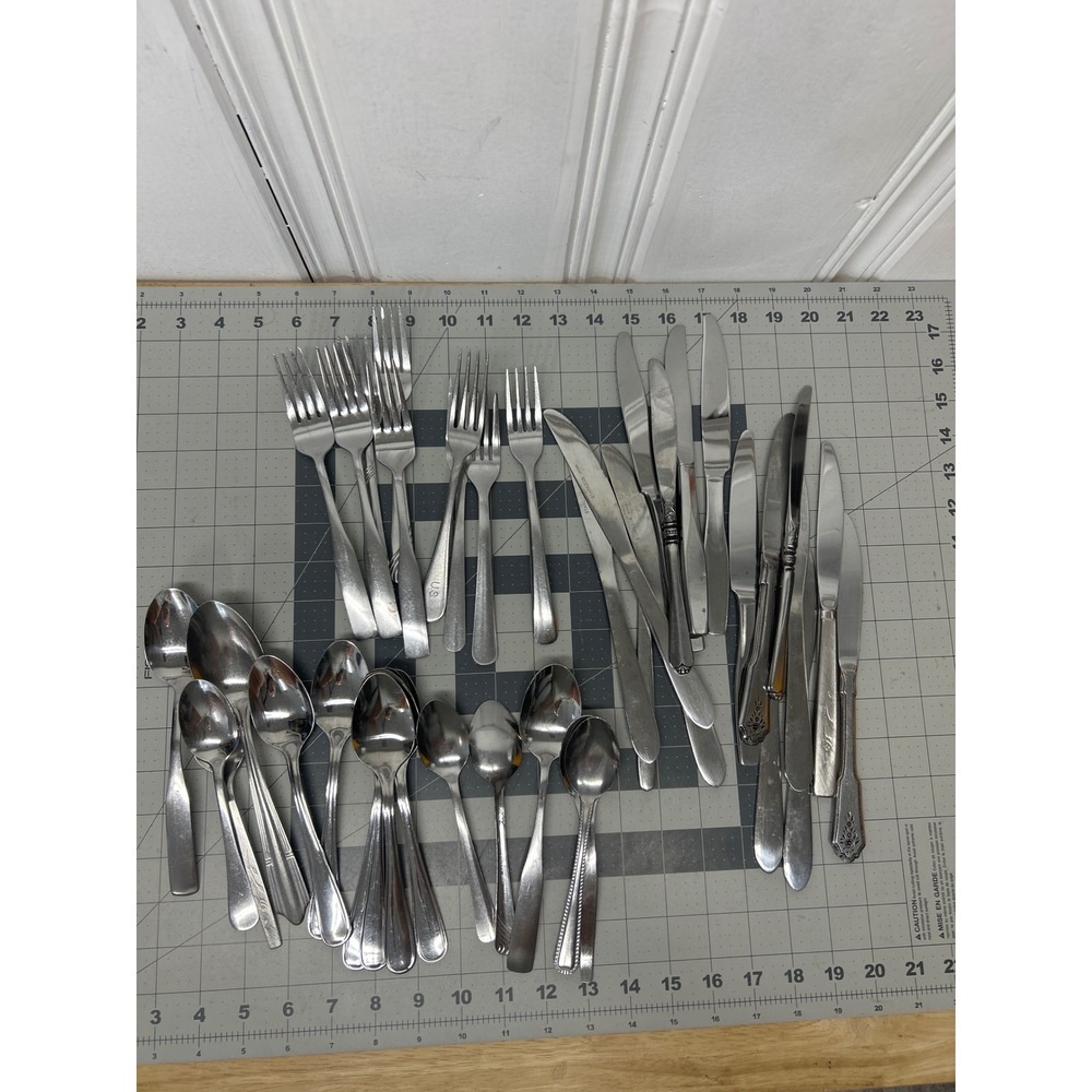 Mixed Brand Flatware Lot 40 Piece Silver Stainless Steel Mismatched‎ Lot